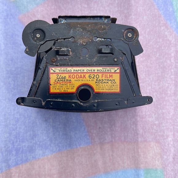 Vintage Kodak camera - Picture 7 of 9